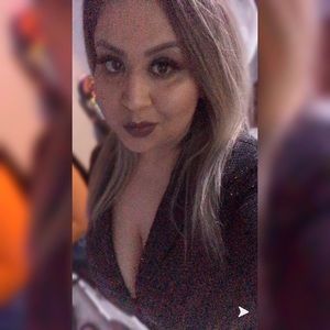 Meet your Posher, Mirna